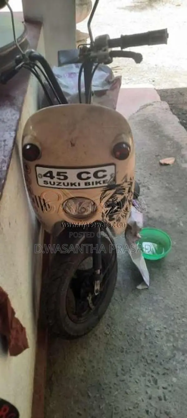 Suzuki DR 2004 Motorbike (Used)