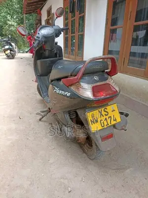 Hero Pleasure 2013 Motorbike (Used)