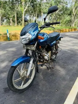 Bajaj Discover 2006 Motorbike (Used)