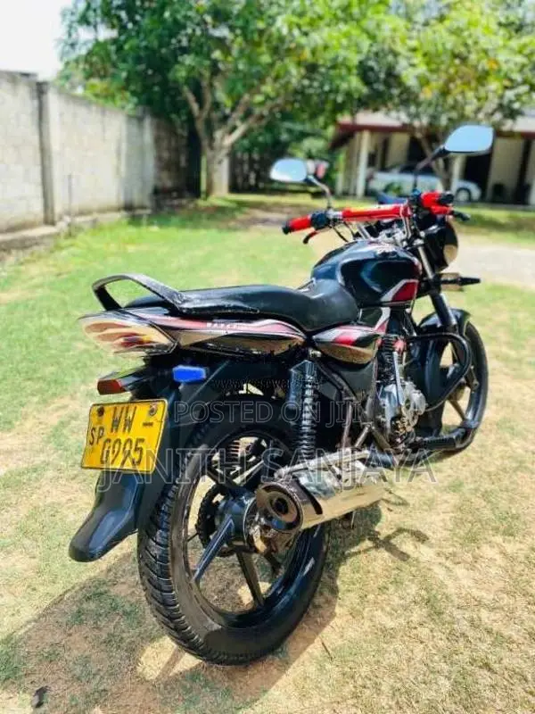 Bajaj Discover 100 2011 Motorbike (Used)