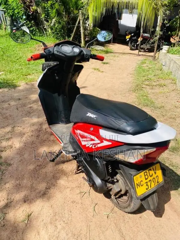 Honda Dio 2015 Motorbike (Used)