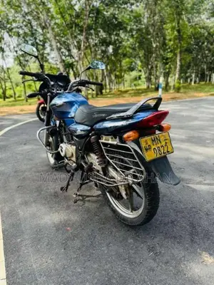 Bajaj Discover 2006 Motorbike (Used)