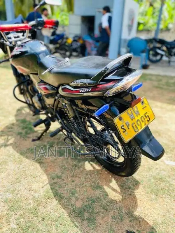 Bajaj Discover 100 2011 Motorbike (Used)