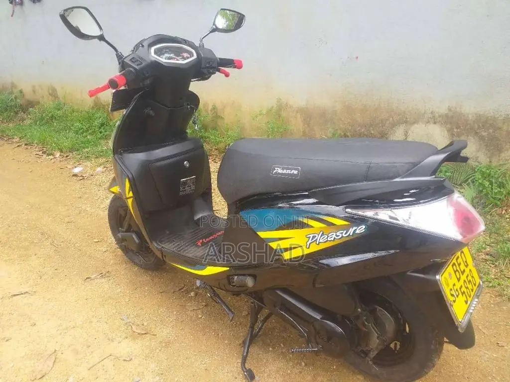 Hero Pleasure 2017 Motorbike (Used)