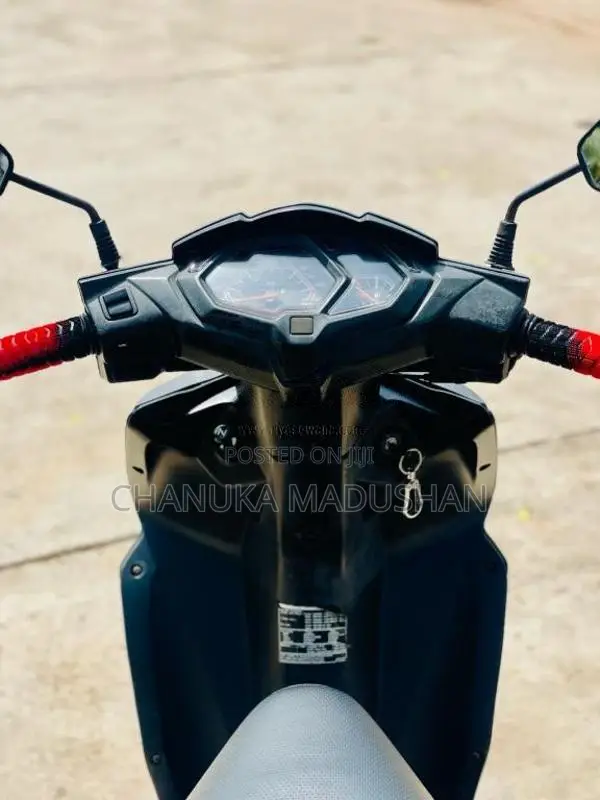 Honda Dio 2017 Motorbike (Used)