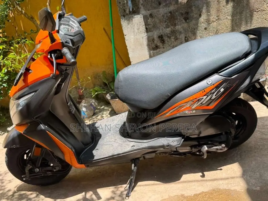 Honda Dio 2017 Motorbike (Used)
