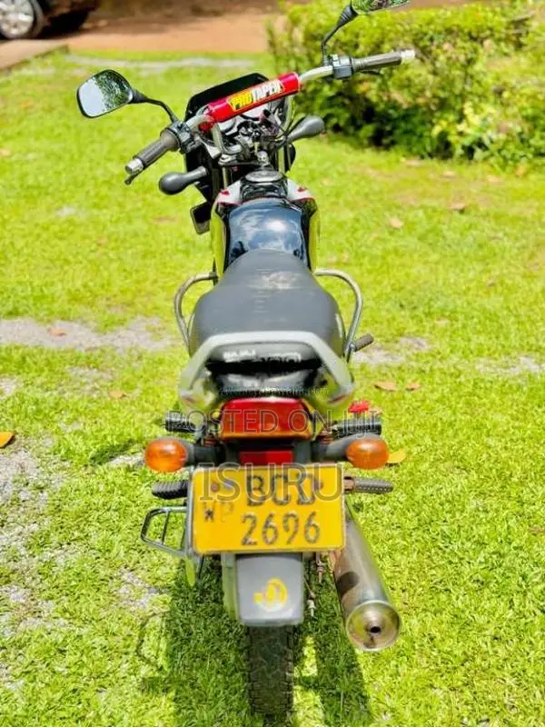 Bajaj CT-100 2015 Motorbike (Used)