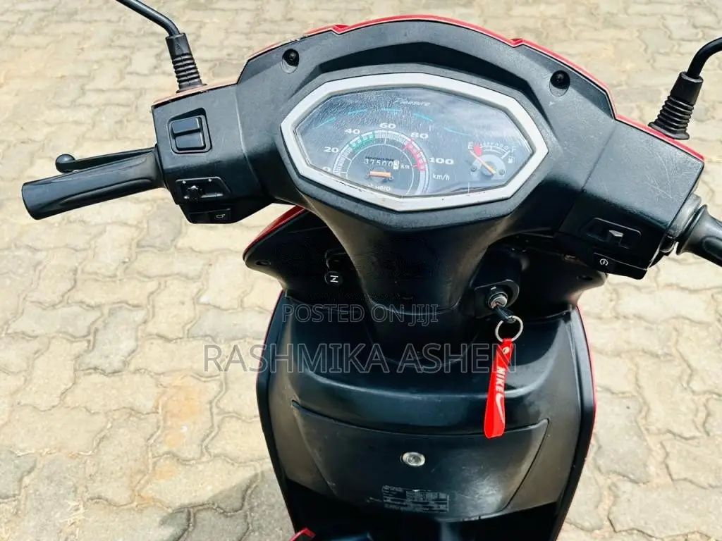 Hero Pleasure 2015 Motorbike (Used)
