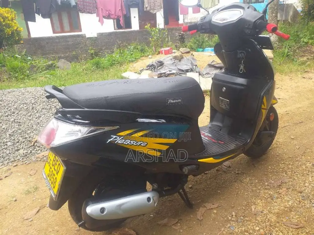 Hero Pleasure 2017 Motorbike (Used)
