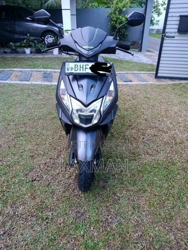 Honda Dio 2018 Motorbike (Used)