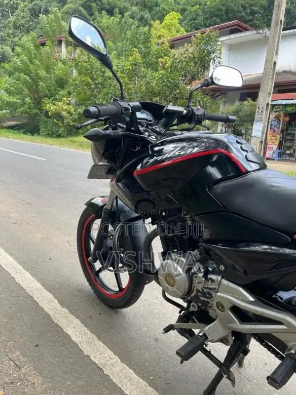Bajaj Pulsar 135 LS 2015 Motorbike (Used)