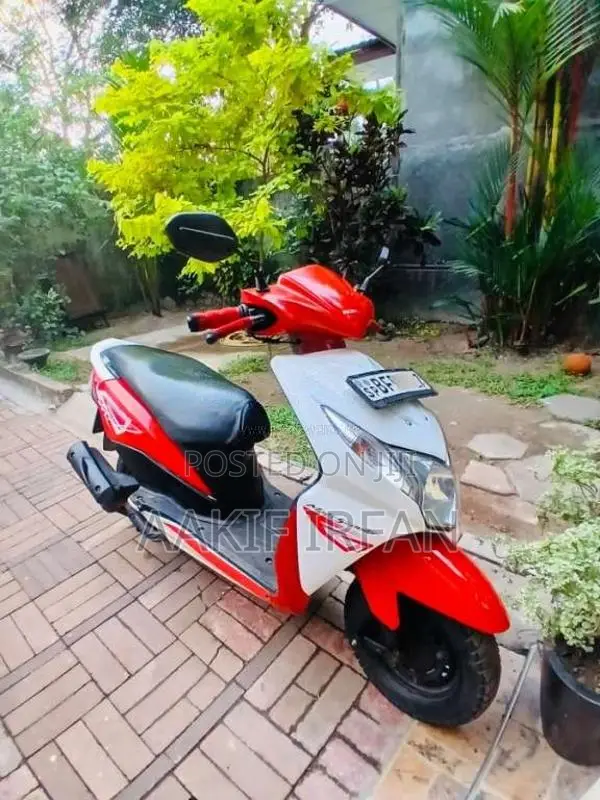 Honda Dio 2017 Motorbike (Used)