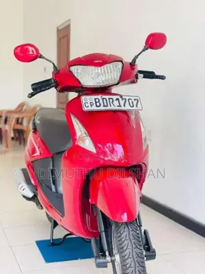 Hero Pleasure Scooter 2016 Motorbike (Used)