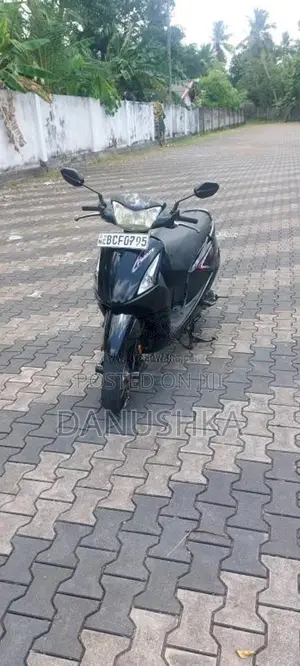 Hero Pleasure 2015 Motorbike (Used)