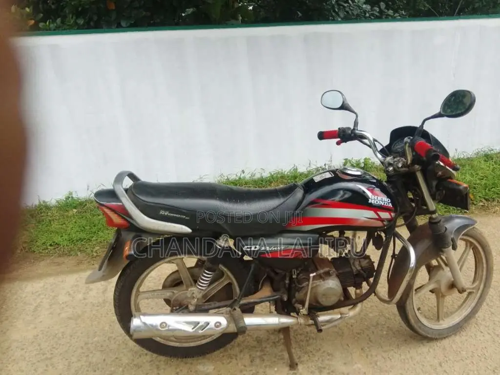 Hero-Honda Deluxe 2010 Motorbike (Used)
