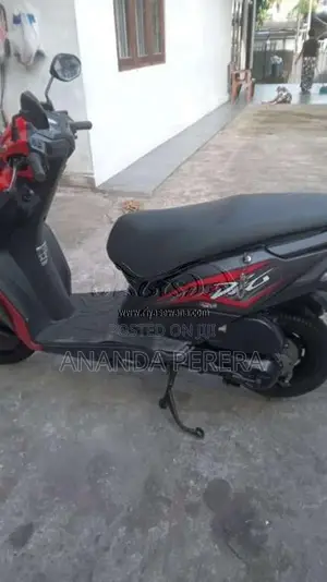 Honda DIO 2017 Motorbike (Used)