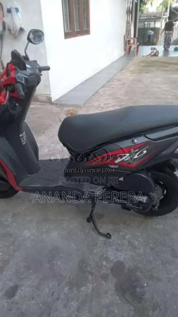 Honda DIO 2017 Motorbike (Used)