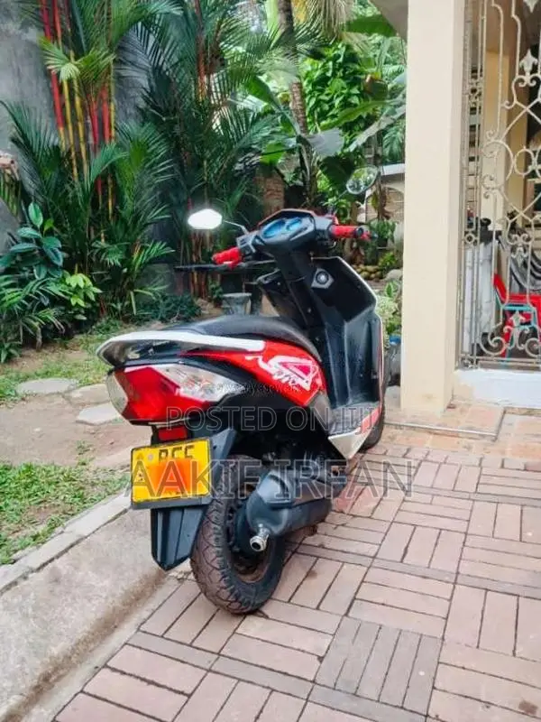 Honda Dio 2017 Motorbike (Used)