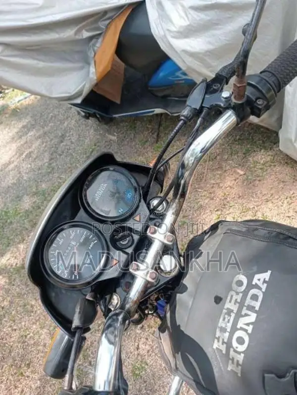 Hero-Honda CD DELUXE 2006 Motorbike (Used)