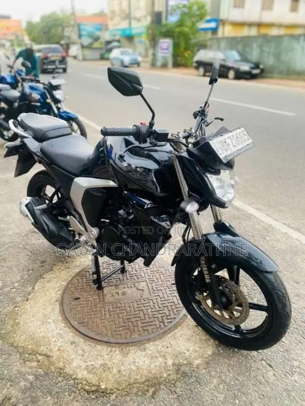 Yamaha FZ 2017 Motorbike (Used)