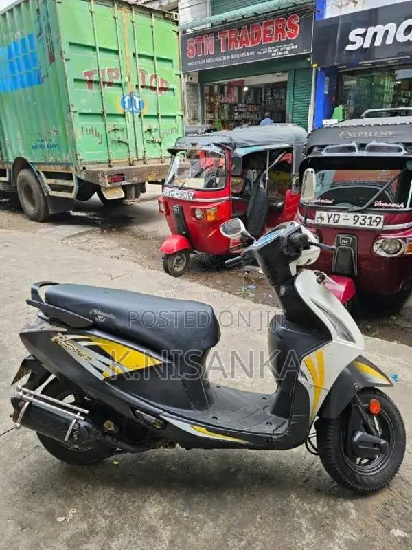 Hero Pleasure 2017 Motorbike (Used)