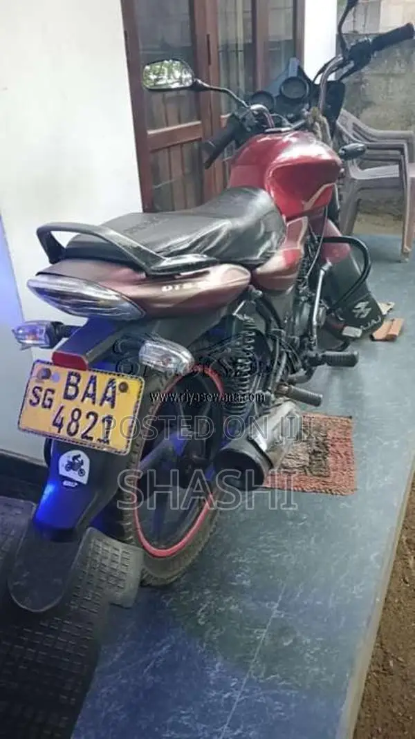 Bajaj DISCOVER 100 2013 Motorbike (Used)