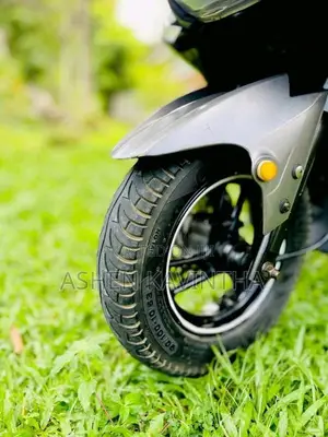 Yamaha Zr 2018 Motorbike (Used)