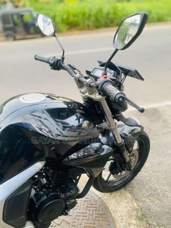 Yamaha FZ 2017 Motorbike (Used)