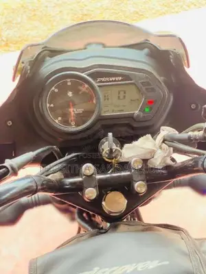 Bajaj Discover 125 2025 Motorbike (Used)