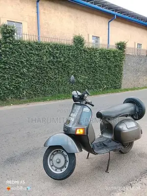 Bajaj Chetak 1997 Motorbike (Used)