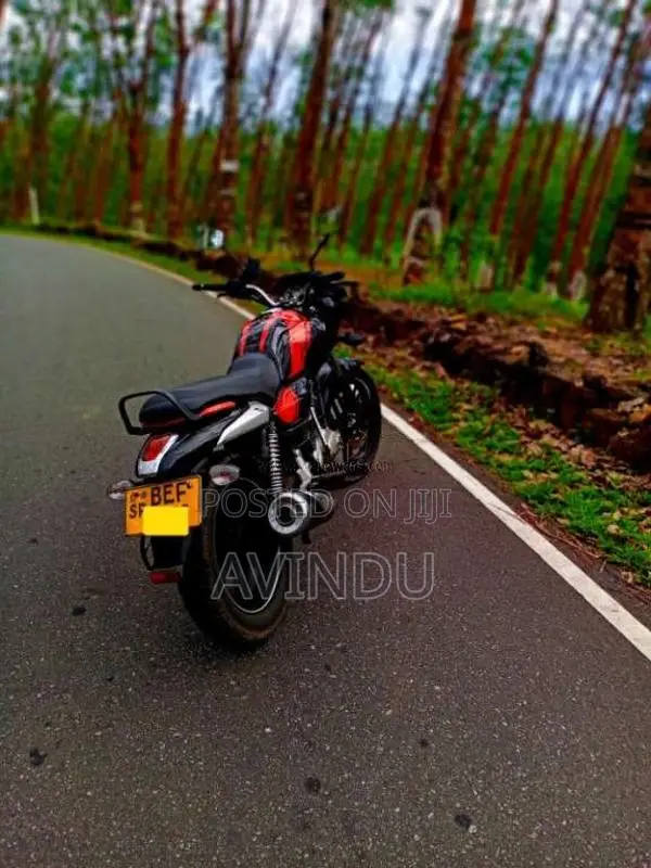 Bajaj V15 2016 Motorbike (Used)
