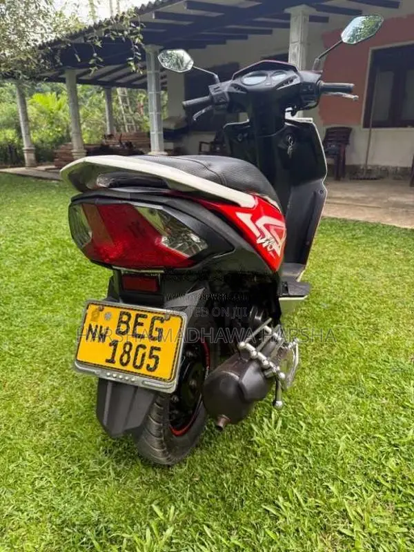 Honda Dio 2016 Motorbike (Used)