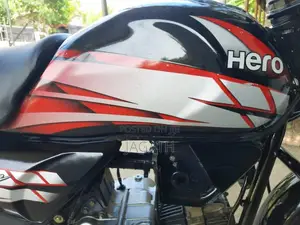 Hero Deluxe 2017 Motorbike (Used)
