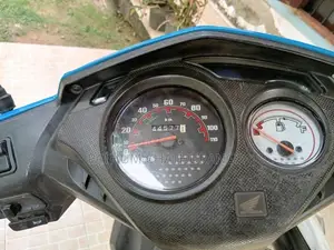 Honda Dio 2016 Motorbike (Used)