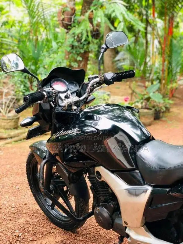 Hero Hunk 2009 Motorbike (Used)