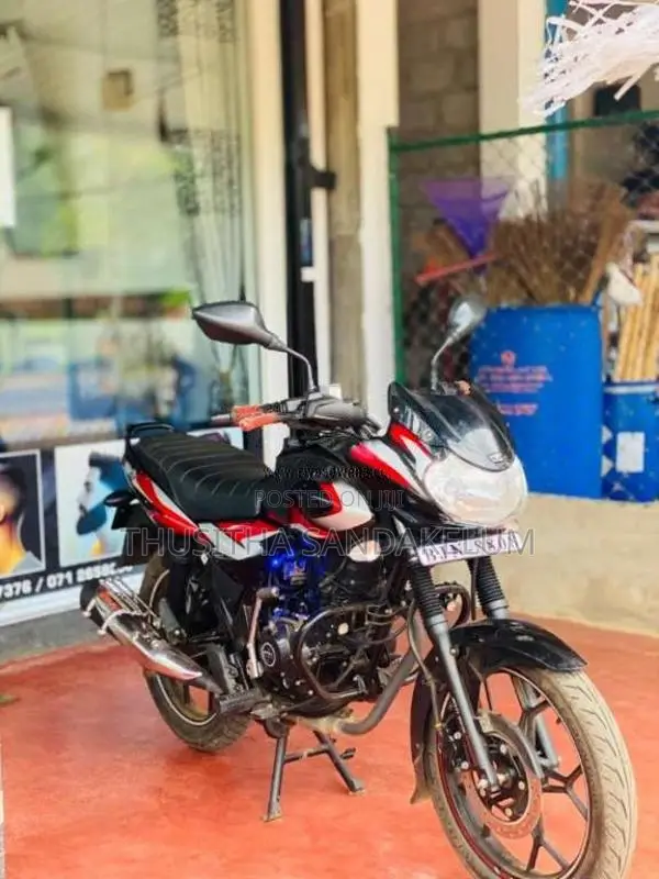 Bajaj Discover 125 2025 Motorbike (Used)
