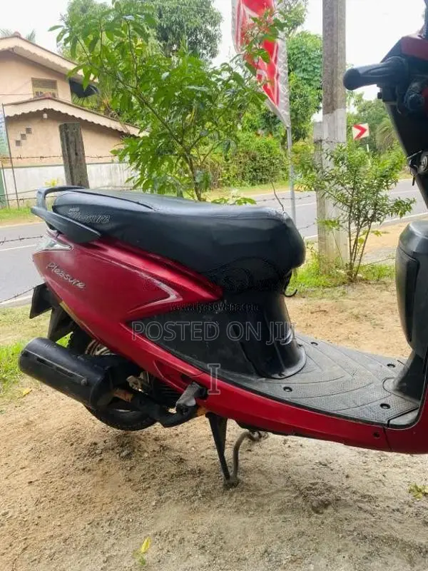 Hero Pleasure 2014 Motorbike (Used)