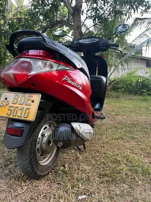 Hero Pleasure 2015 Motorbike (Used)