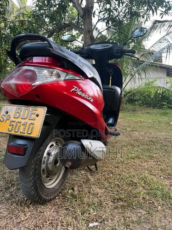 Hero Pleasure 2015 Motorbike (Used)