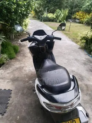 Suzuki Burgman 2019 Motorbike (Used)