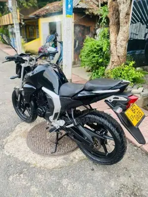 Yamaha FZ 2017 Motorbike (Used)