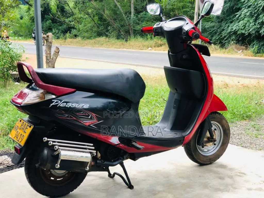 Hero Pleasure 2013 Motorbike (Used)