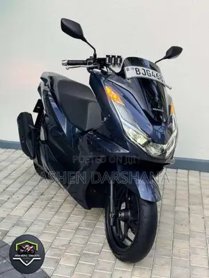 Honda Pcx 2022 Motorbike (Used)
