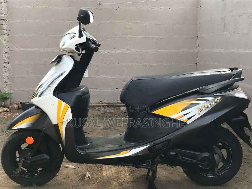Hero Pleasure 2017 Motorbike (Used)