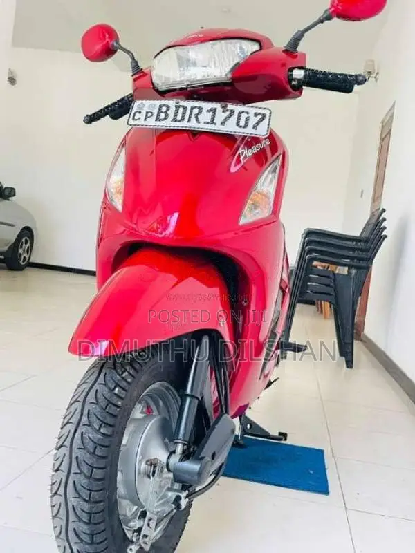 Hero Pleasure Scooter 2016 Motorbike (Used)