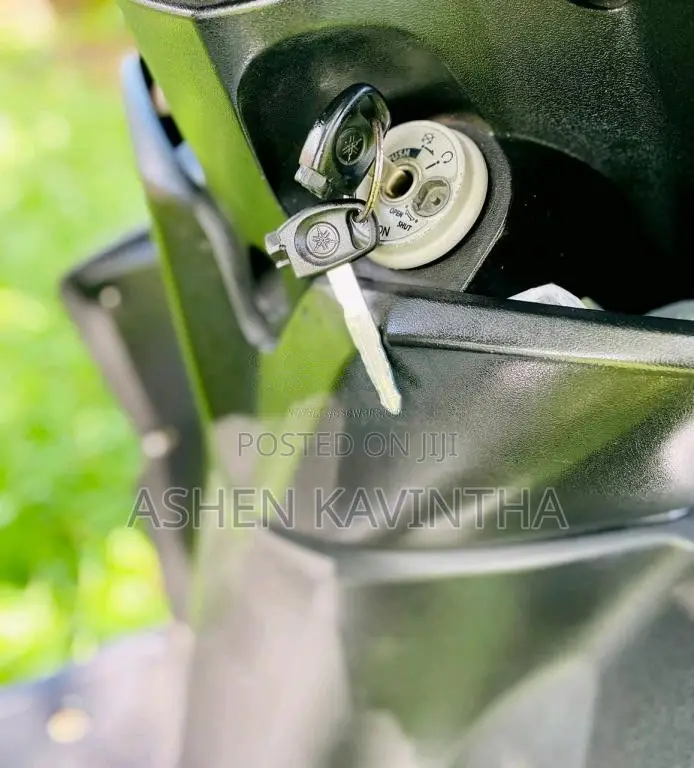 Yamaha Zr 2018 Motorbike (Used)