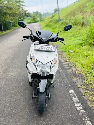 Honda Dio 2015 Motorbike (Used)