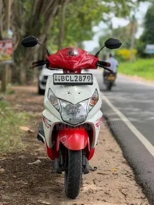 Honda Dio 2015 Motorbike (Used)