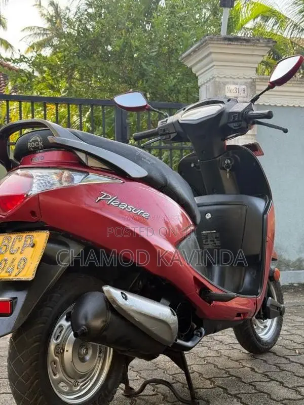 Hero Pleasure 2015 Motorbike (Used)