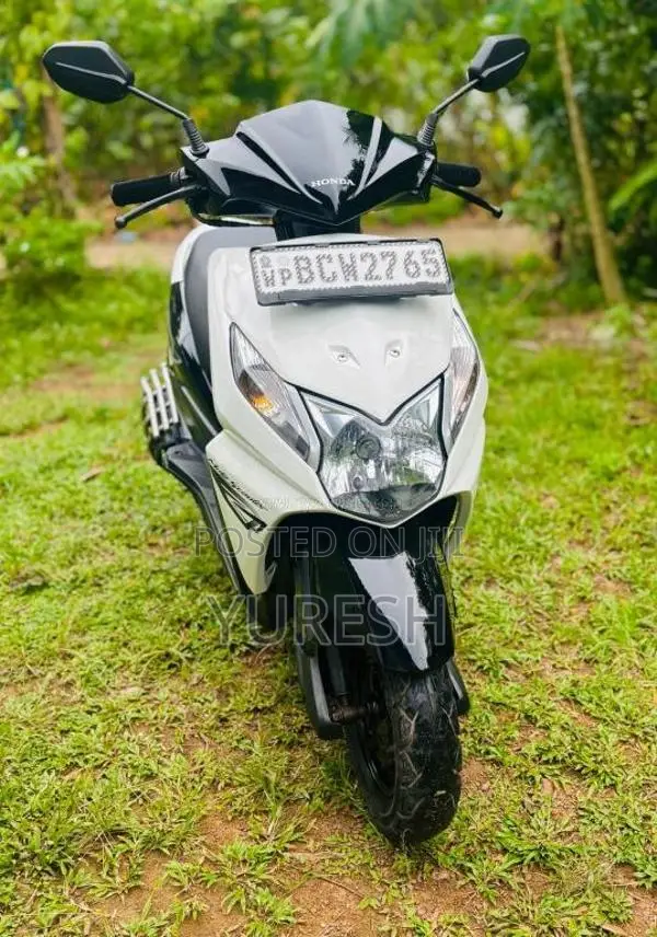 Honda Dio 2015 Motorbike (Used)